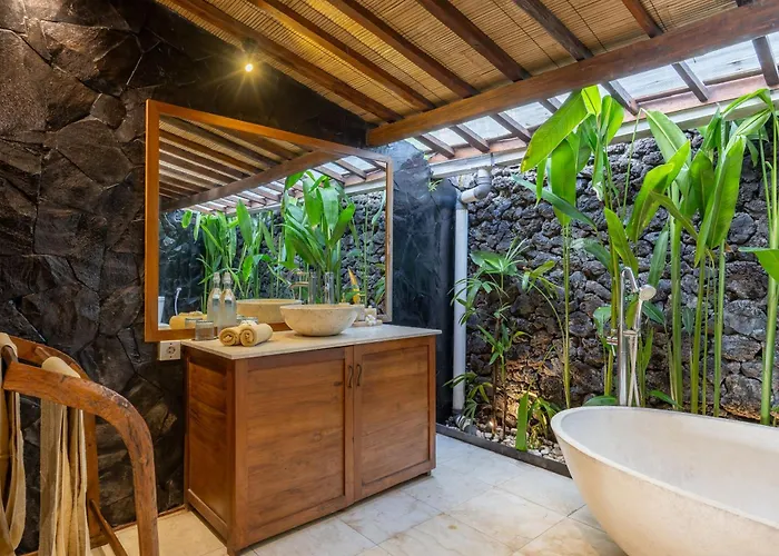 Villa Kayu 4br By Santi Mnagement