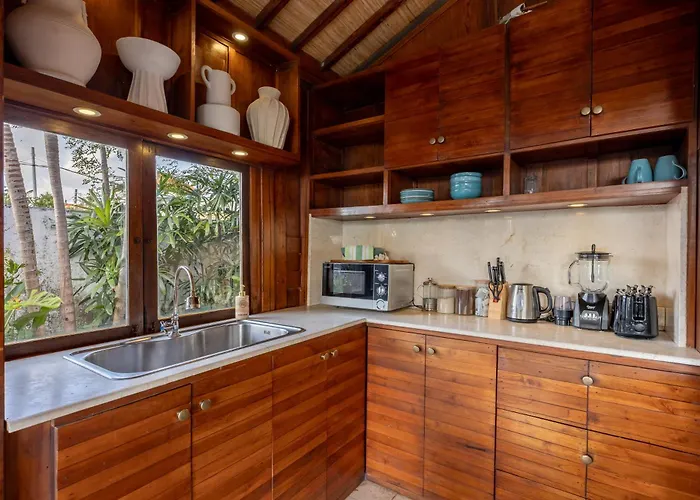 Villa Kayu 4br By Santi Mnagement Canggu (Bali)