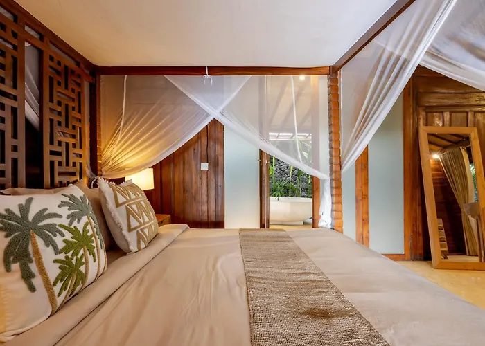 Villa Kayu 4br By Santi Mnagement Canggu (Bali)