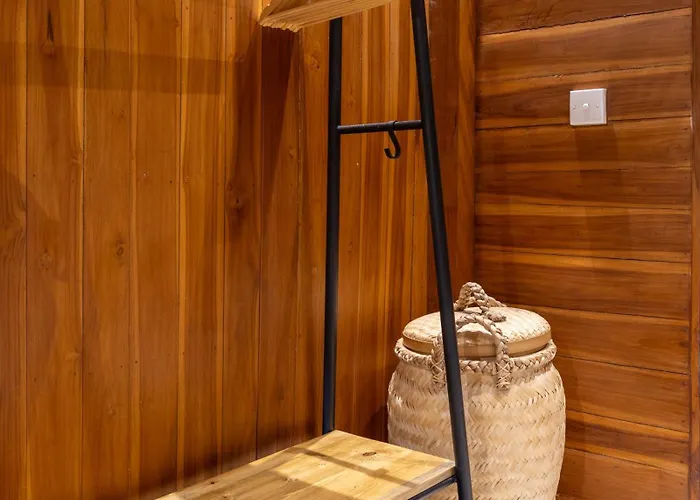 Kayu 4br By Santi Mnagement *